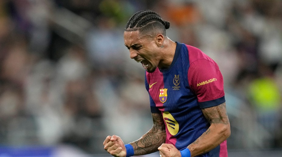 Barcelona napriek strate bodov zväčšila svoj náskok. Má dobrú pozíciu tento rok poraziť Real Madrid