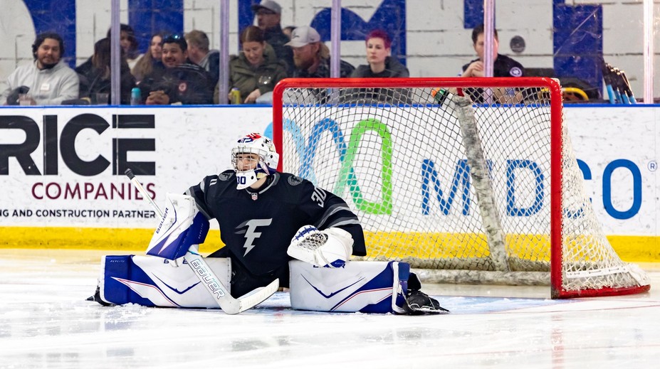 So záujmom z NHL sa roztrhlo vrece. Veľký talent ide v šľapajach svojho slávneho brata (rozhovor)
