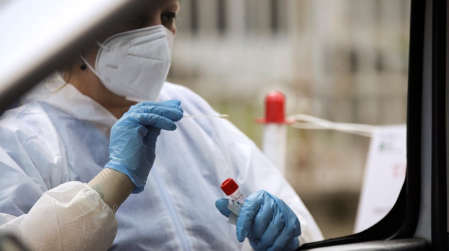 Rekordné čísla nových prípadov koronavírusu hlásia aj ďalšie štáty