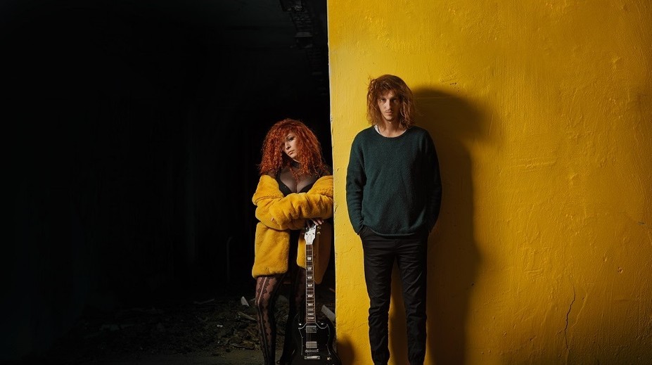 Toto sa nepodarí každému. Na albume slovenskej dvojice Dennyiah pracoval držiteľ ceny Grammy