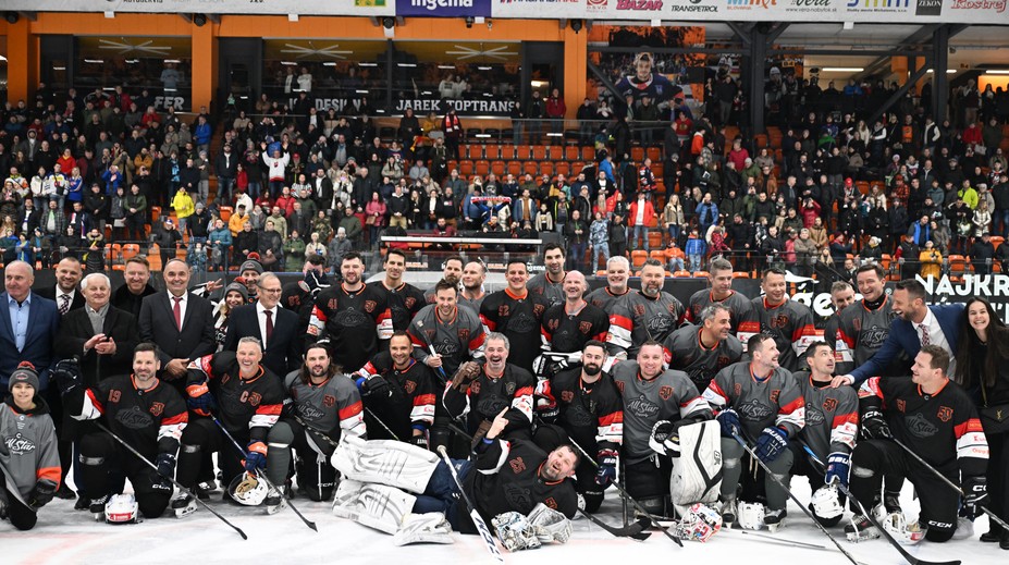 V zápase legiend vyhral opäť západ nad východom. Nechýbali Hossa, Gáborík, no ani Peter Sagan