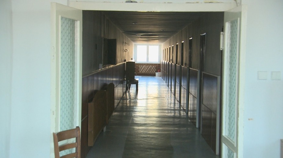 Samosprávy sa pripravujú na možný nápor nakazených. V zálohe si nechávajú aj karanténne kapacity