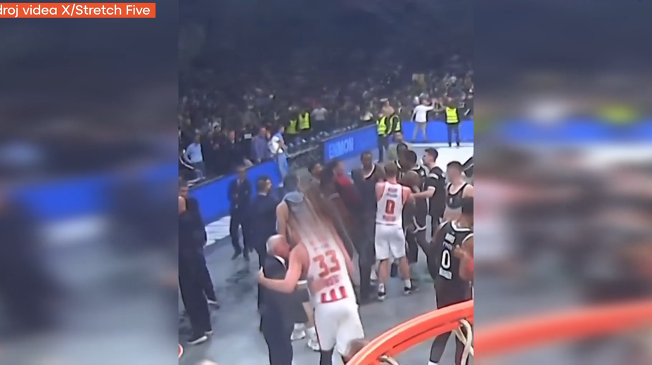 VIDEO: Po zápase sa strhla šarvátka medzi trénermi. Do konfliktu sa zapojil aj fanúšik