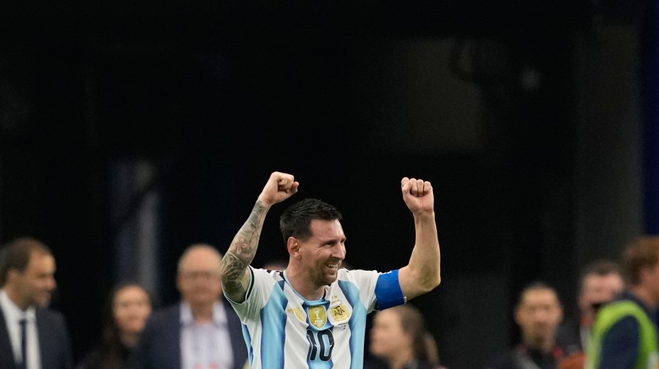 Nezastaviteľný Messi potvrdil skvelú formu. Rekordným zápisom zabezpečil Argentíne postup