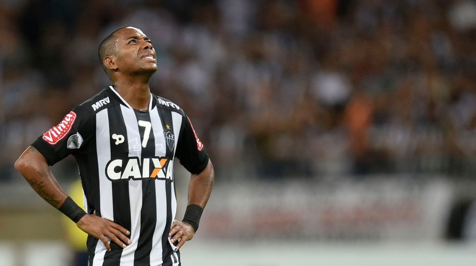 Niekdajšia brazílska superhviezda spoznala trest. Robinho dostal za sexuálny útok deväť rokov väzenia