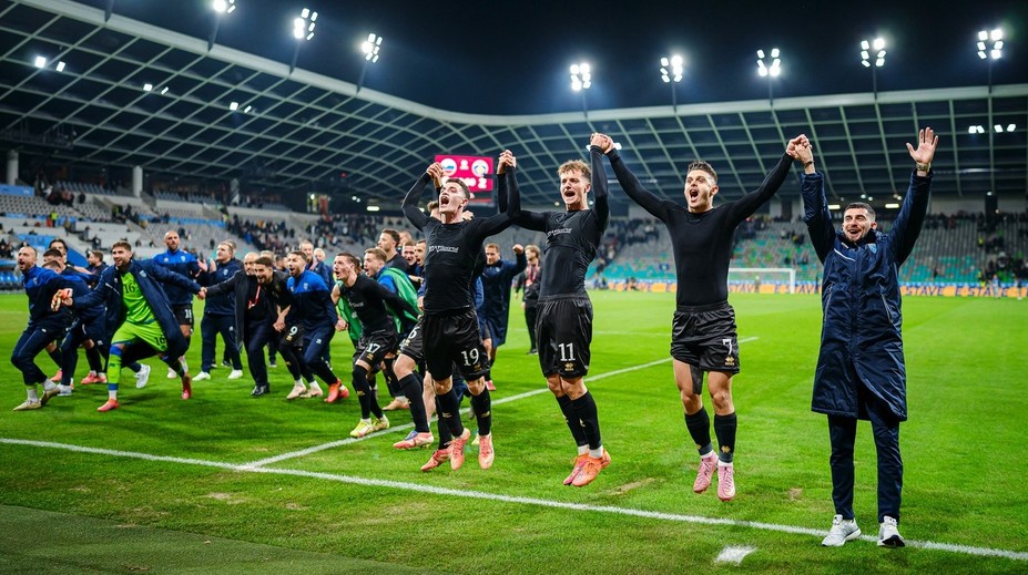 Formovalo ich peklo, Maradona i mäsiar z Balkánu. Ale najväčší úspech v dejinách chcú osláviť na Slovensku