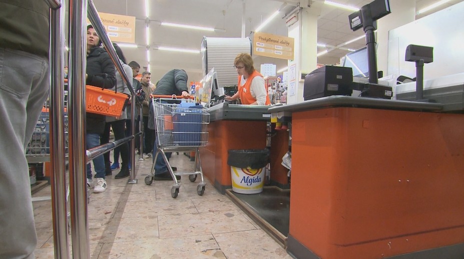 Čudné praktiky v šalianskom obchode: Predavačky nesmú účtovať tovar príbuzným a známym