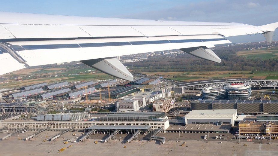 Na let do Lisabonu si stovka cestujúcich počká až do pondelka. Kopilot bol viditeľne opitý