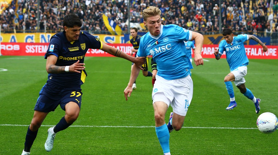 Lobotkov Neapol nedokázal vyhrať na pôde Parmy. Šance na titul tak opäť klesli