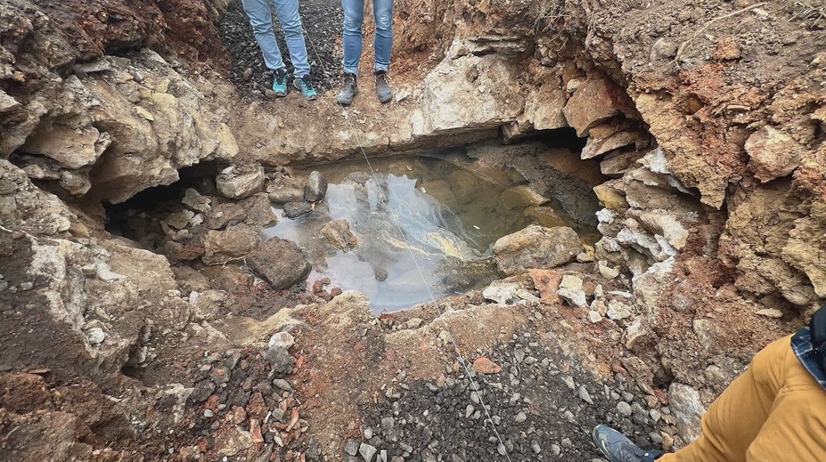 Modernizujú trať, objavili dejiny. Pod koľajami v Novej Bani sa ukrývala štôlňa stará stovky rokov