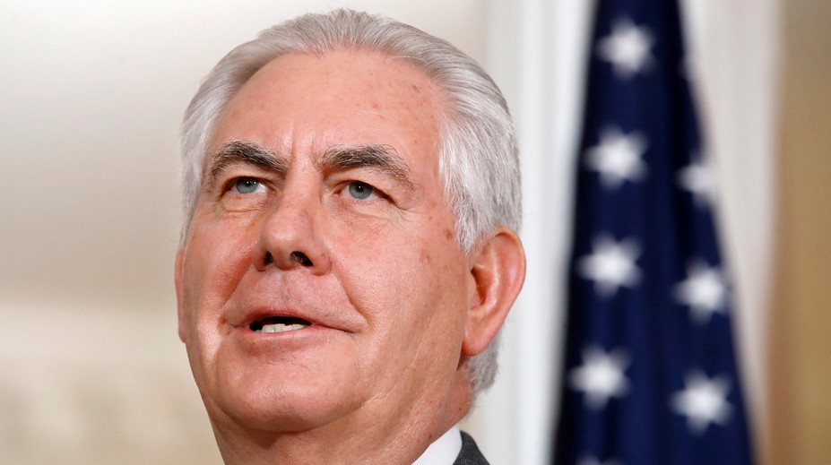 Tillerson zostane vo funkcii do konca marca, ale bez právomocí