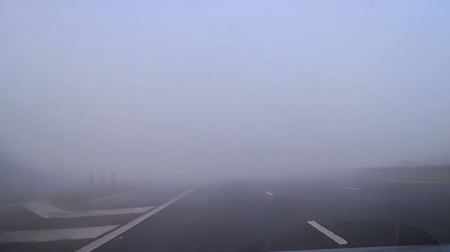 Slovensko sa prebudilo do ďalšieho hmlistého rána. Výstrahy platia pre celé územie