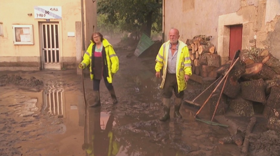 Európa sa mení na vyhriatu pec. Horúčavy lámu rekordy, v Španielsku udreli aj záplavy