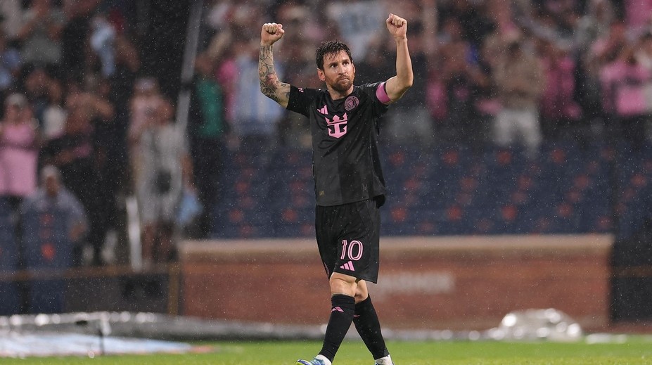 VIDEO: Barcelonská samba v Miami. Messi si vylepšil parádne čísla, trafili sa aj Alba so Suarezom