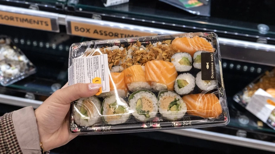 Sushi zo supermarketu môže vyzerať čerstvo. Tieto znaky však prezradia, ako je to naozaj
