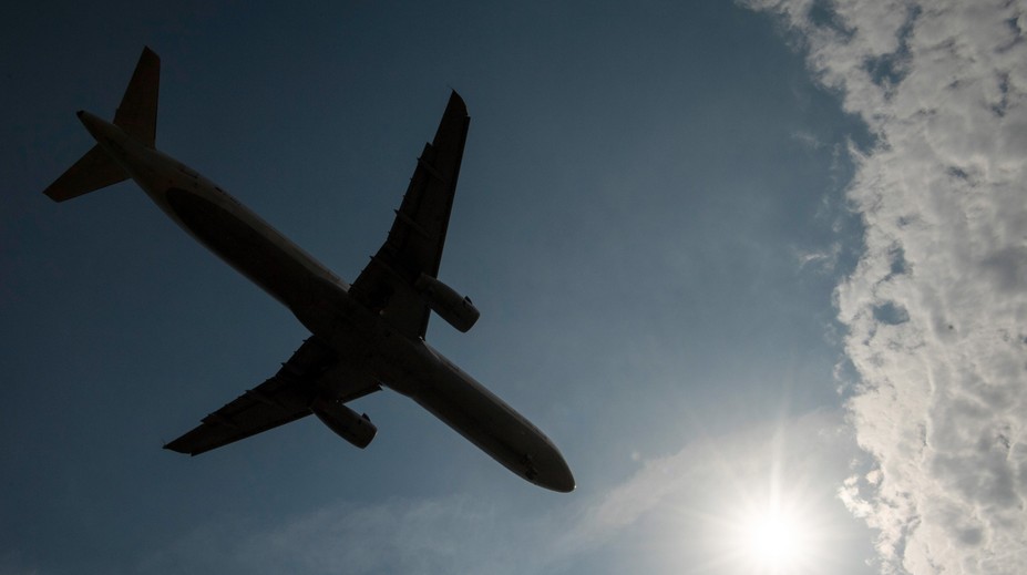 Turecko stratilo kontakt s lietadlom. Pri nehode mal zomrieť líbyjský generál