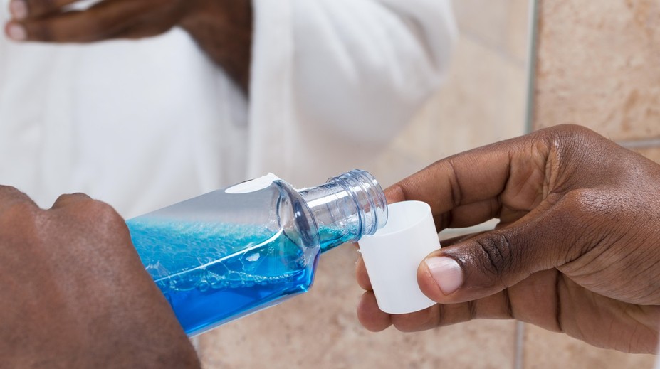 Ak používate ústnu vodu, zostanete zaskočení. Odborníčka hovorí o vážnych zdravotných problémoch