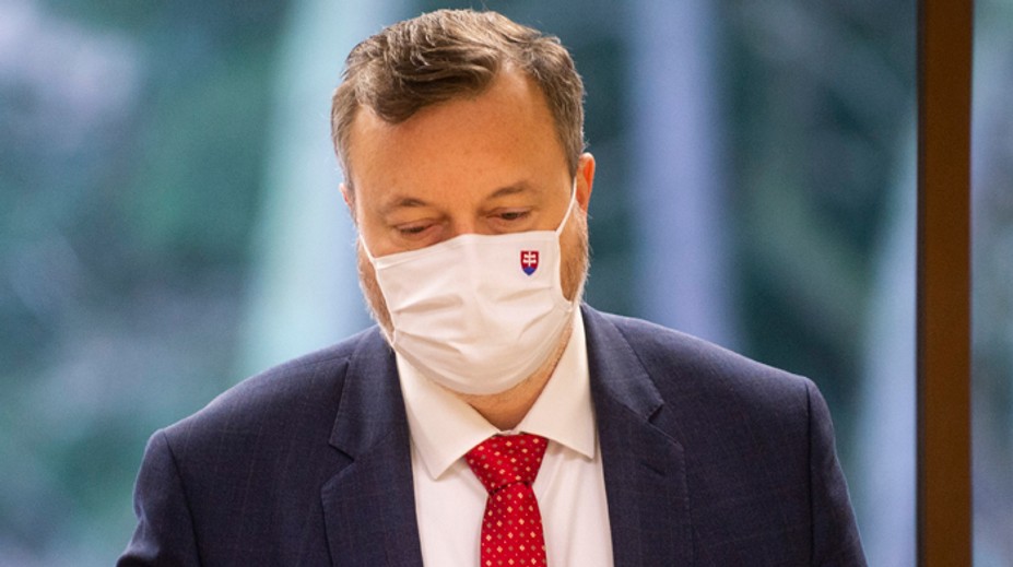 Zlepšíme situáciu ľudí, ktorí majú na krku exekúcie, sľubuje Krajniak