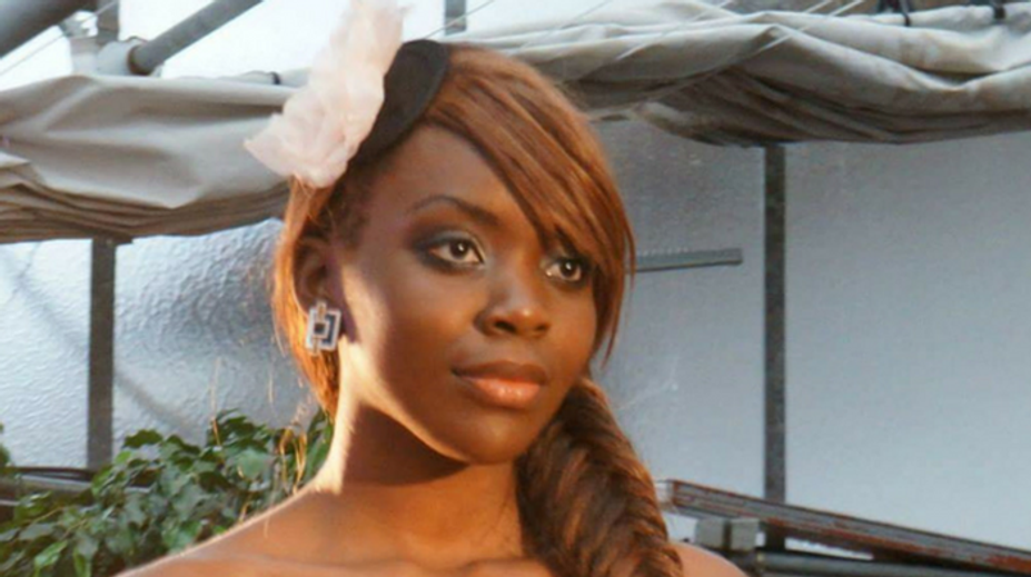 Sťažovala sa na bolesti, no operátor núdzovej linky ju vysmial. Mladá mamička o pár hodín zomrela