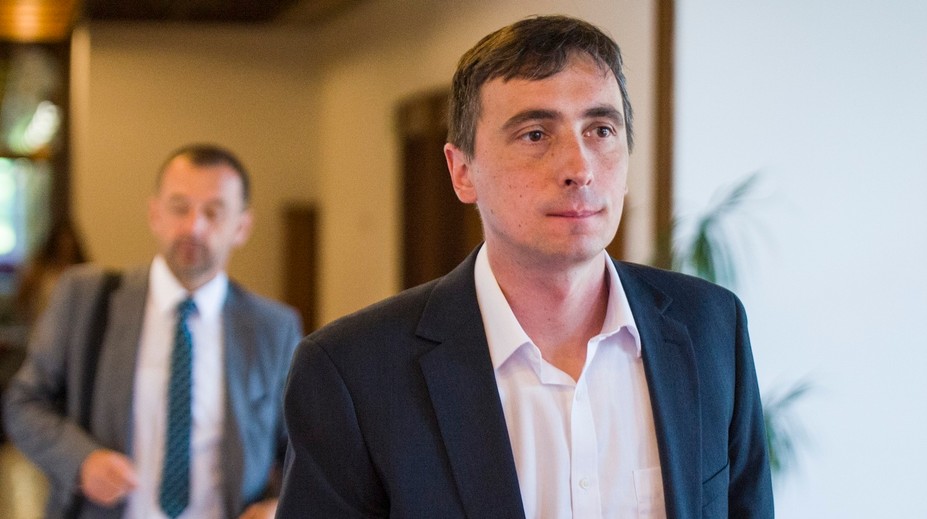 Na ministerstve sa ohrial len pár dní. Na odchode je prvý štátny tajomník