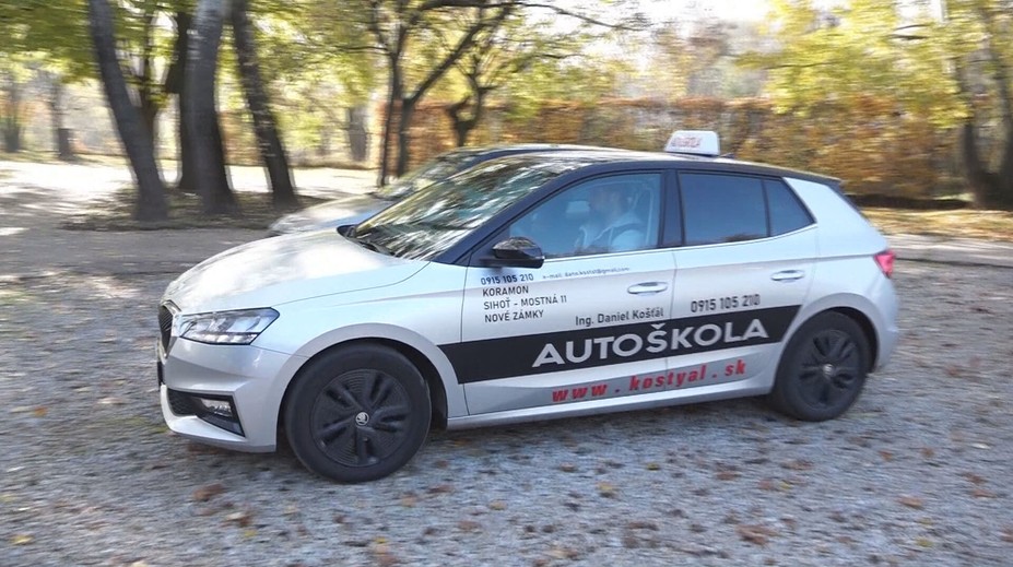 Kolaps autoškôl na Slovensku. Systém nefunguje, žiaci čakajú