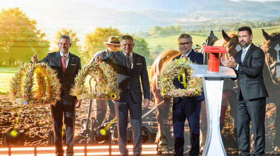 Vláda zasadá na nitrianskom Agrokomplexe. Na riešenie extrémneho sucha a drahých energií vyčlenila desiatky miliónov eur
