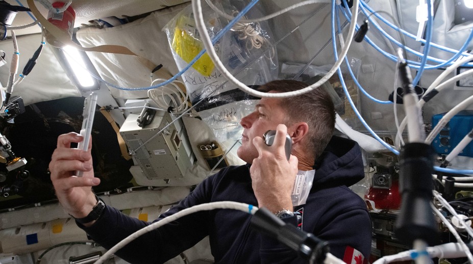 Misia Artemis 2 sa dostala za Mesiac, nastal očakávaný výpadok komunikácie