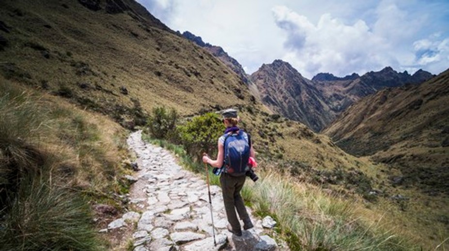 Chystáte sa na letnú turistiku? Odborník prezradil, čo by ste nemali podceniť