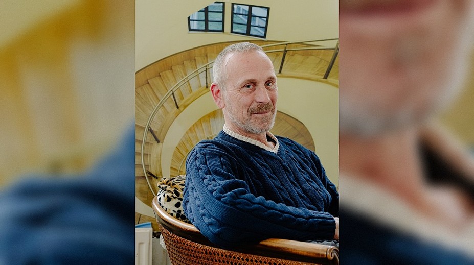 Z extrémneho bohatstva až na hranicu chudoby. Slávny víťaz lotérie teraz pracuje za minimálnu mzdu