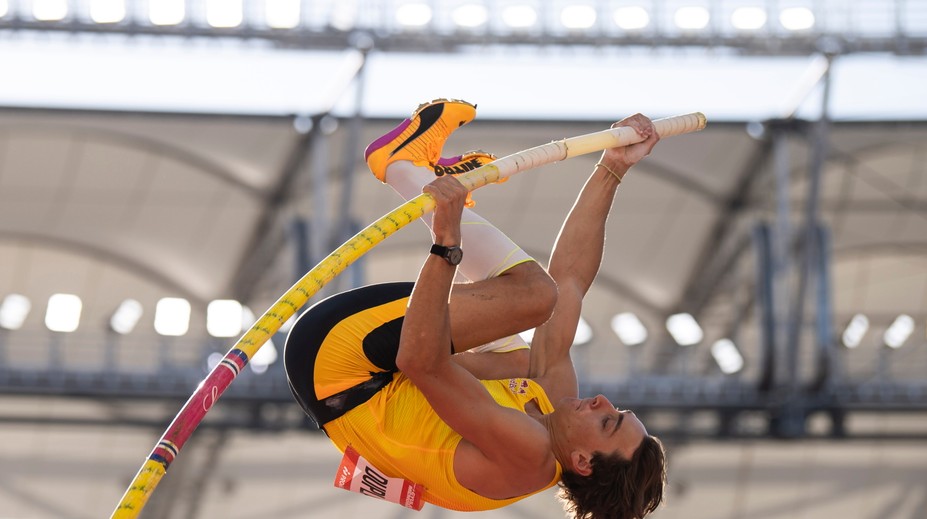 Švédsky fenomén neprestáva udivovať. Armand Duplantis opäť pokoril vlastný svetový rekord