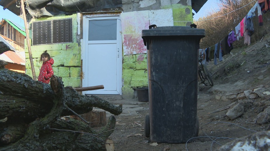 Z rómskej kolónie nechcú mať smetisko. Pri Sabinove našli spôsob, ako sa zbaviť odpadu