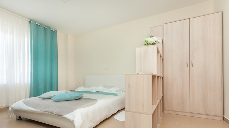 Trnavčanovi Petrovi môžete nazrieť do spálne. Mesiac bude vysielať priamy prenos