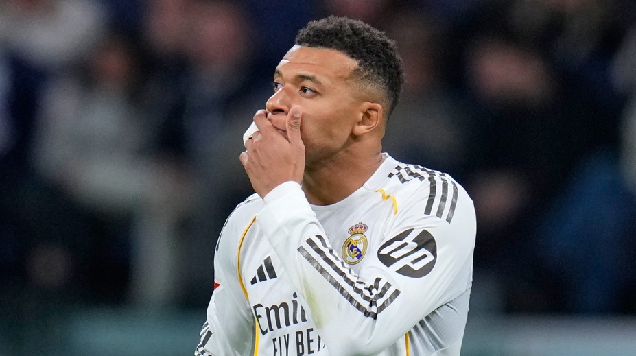 VIDEO: Toto sa len tak nevidí, Mbappé a spol. iba civeli. Real vybuchol, outsider si z neho robil dobrý deň