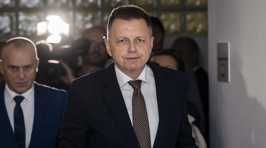 Proces s Petrom Kažimírom odročili. Obhajoba žiadala zastaviť trestné stíhanie z dôvodu premlčania