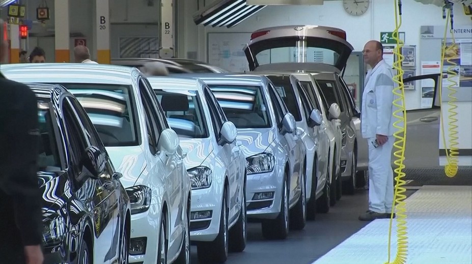 Európska komisia by už čoskoro mohla oznámiť balík na podporu automobiliek