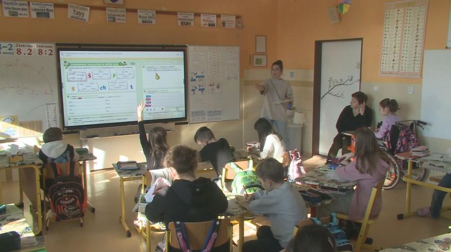 Máme problém s výsledkami žiakov zo sociálne slabého prostredia. Táto škola na Spiši je však výnimkou