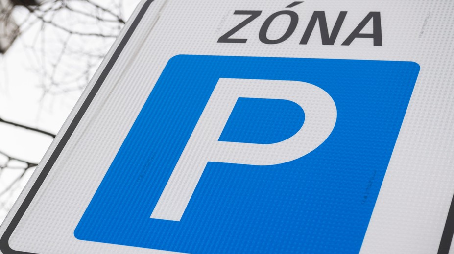 Zmena v parkovacom systéme. Namiesto pokuty dostanete iba upozornenie