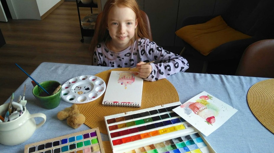 Neuveriteľný príbeh rodiny, ktorá sa nevzdala. Rodičia malej Elišky vyzbierali peniaze, vycestovali a našli jej darkyňu obličky