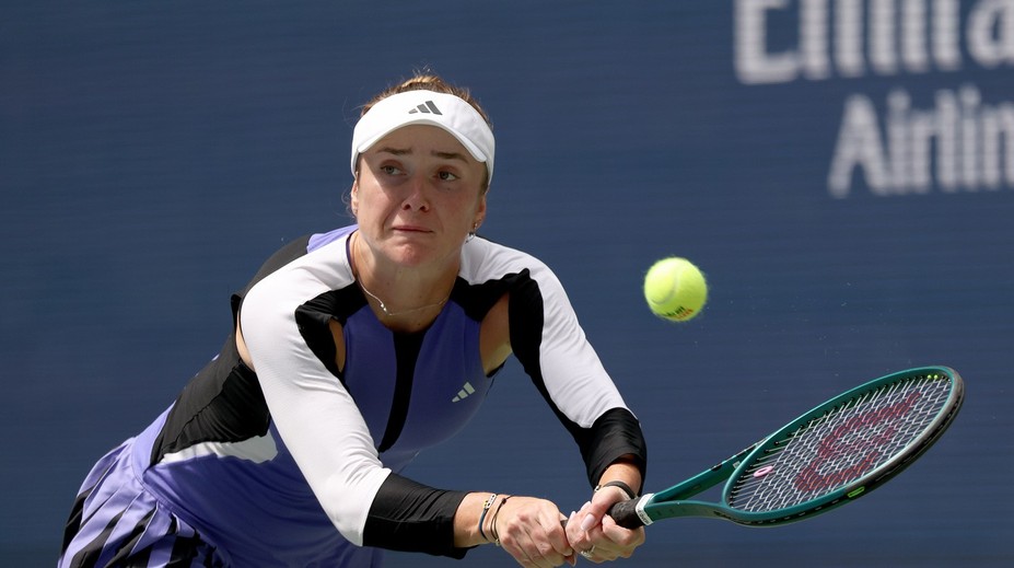 Hviezdna ukrajinská tenistka sa objavila priamo na fronte. Zorganizovala aj turnaj na podporu mládeže