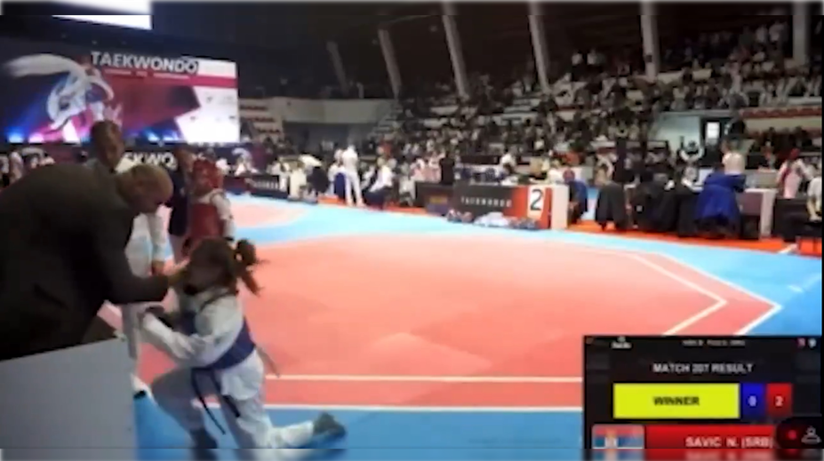 VIDEO: Európskym šampionátom otriasol škandál. Otec napadol len osemročnú dcéru