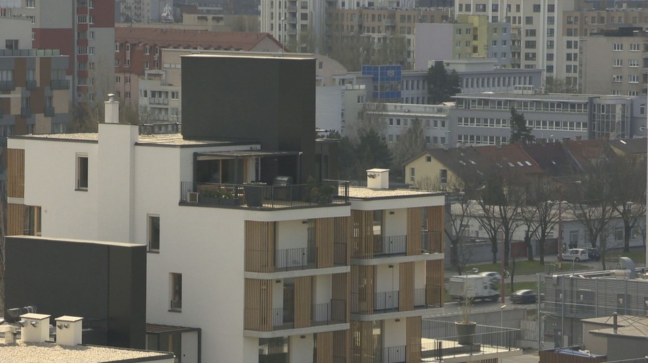 Slováci čelia rekordným cenám bytov. Pri hypotéke sa vyvarujte zásadnej chybe, radí expert