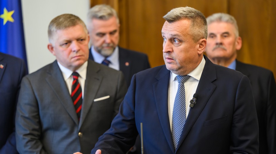 Danko napomína Fica: Voči partnerom sa správaj slušne a rieš problémy ľudí