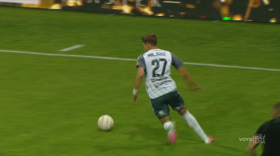 Podbrezová v atraktívnom zápase zdolala Trenčín. Rozhodol kanonier Šiler, hostia čakajú na triumf