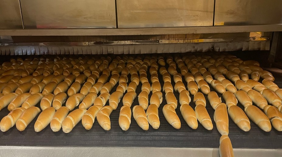 Pekári už avizujú, že chlieb a rožky budú pre transakčnú daň drahšie