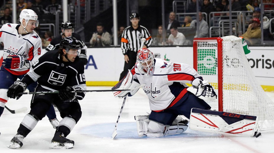 Vedenie NHL stále verí, že sezóna sa dohrá