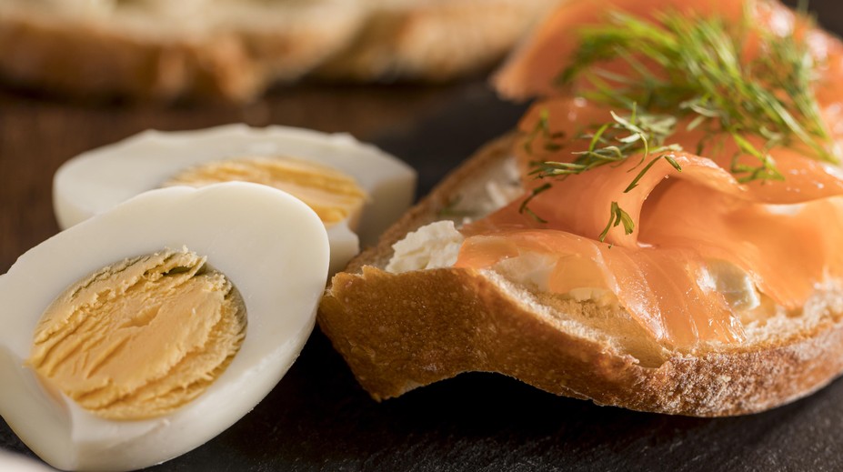 Posilňuje imunitný systém, kosti aj svaly a zlepšuje náladu. Čo jesť pre doplnenie dôležitého vitamínu