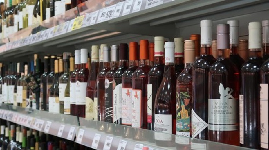 Nie každý alkohol škodí rovnako. Jeden vyšiel zo štúdie najlepšie