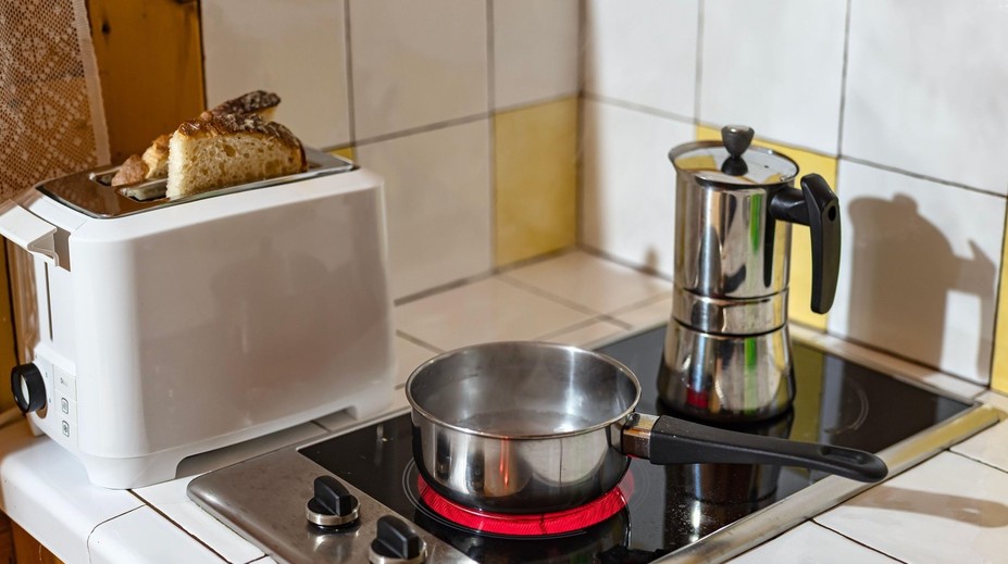 Novinka v Rakúsku. Domácnosti môžu žiadať peniaze na opravu spotrebičov