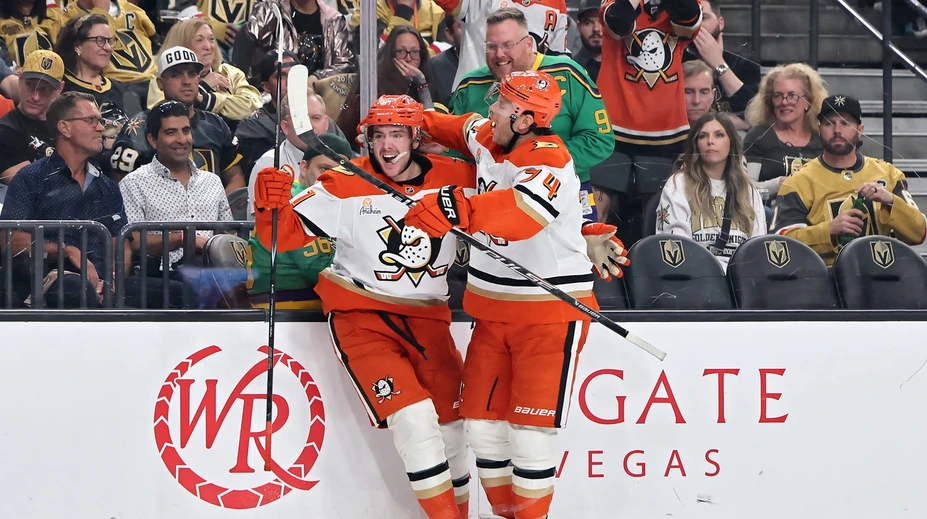 Nečakaný krok Philadelphie, mladému Švédovi ponúkla šialenú zmluvu. Anaheim musí reagovať