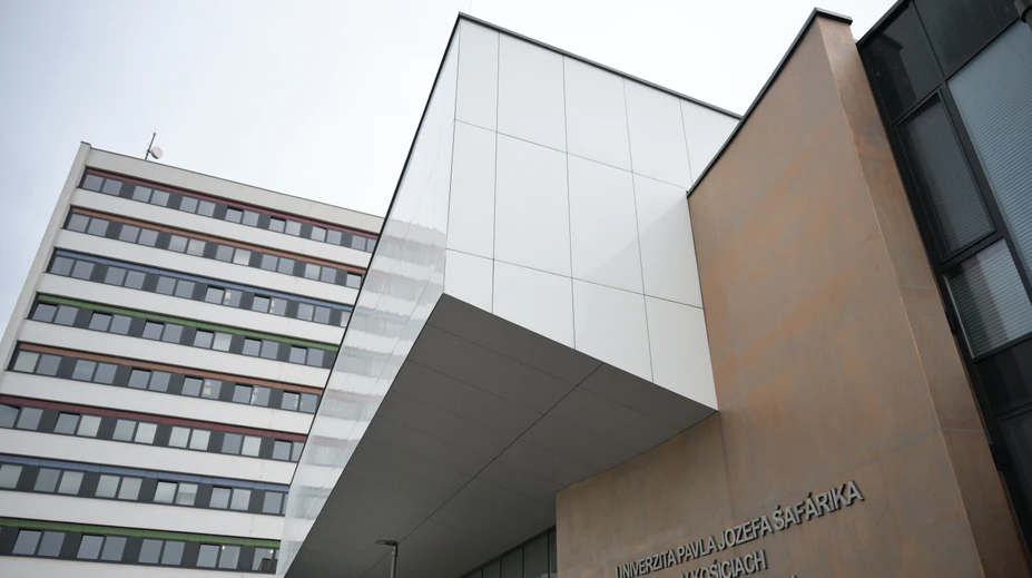 Veľká zmena na dvoch slovenských lekárskych fakultách: Štúdium populárneho odboru sa skracuje o rok